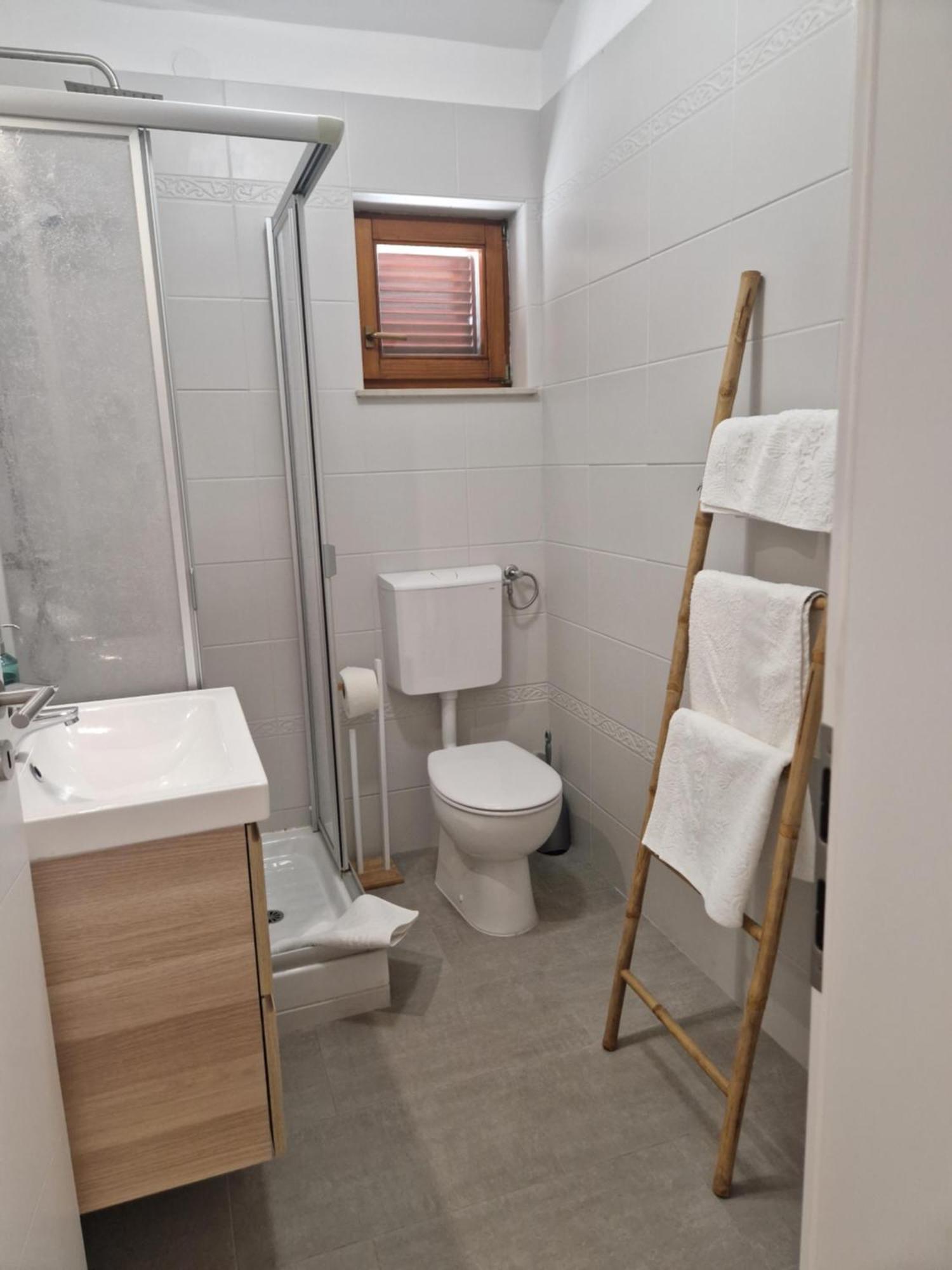 Kruševo Mystica - Charming Studio Apartment On The Beach מראה חיצוני תמונה