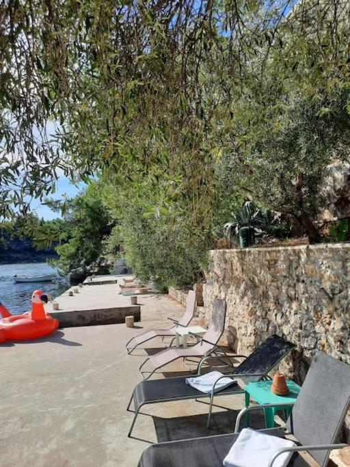 Kruševo Mystica - Charming Studio Apartment On The Beach מראה חיצוני תמונה